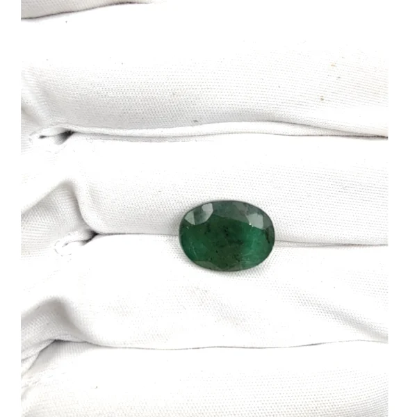 Natural Emerald (Panna)