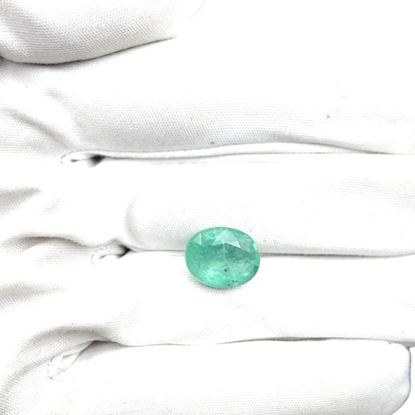 Natural Emerald (Panna)