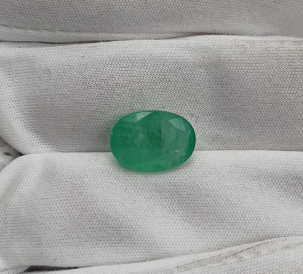 Natural Emerald (Panna)