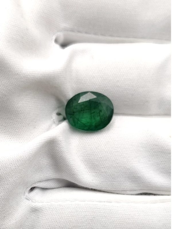 Natural emerald (panna)